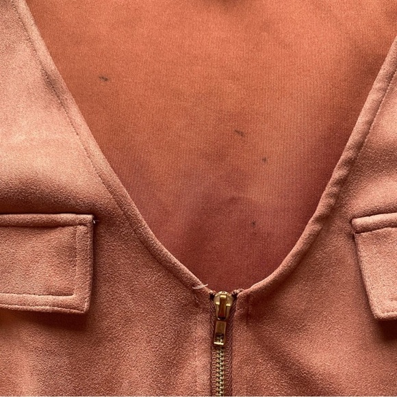 Pink Soft Romper - Picture 2 of 4